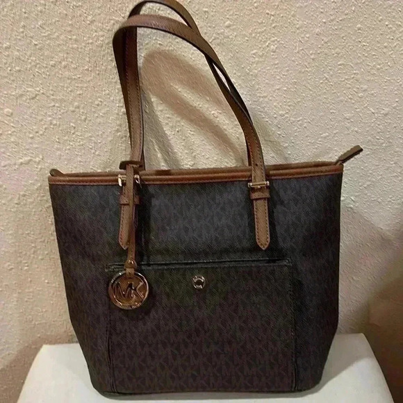 Michael Kors Handbags - Michael Kors Logo tote bag
